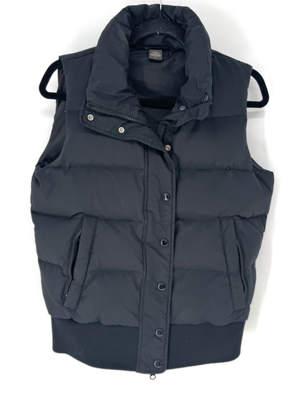 Banana Republic black puffer vest with hood cozycore minimalist, medium